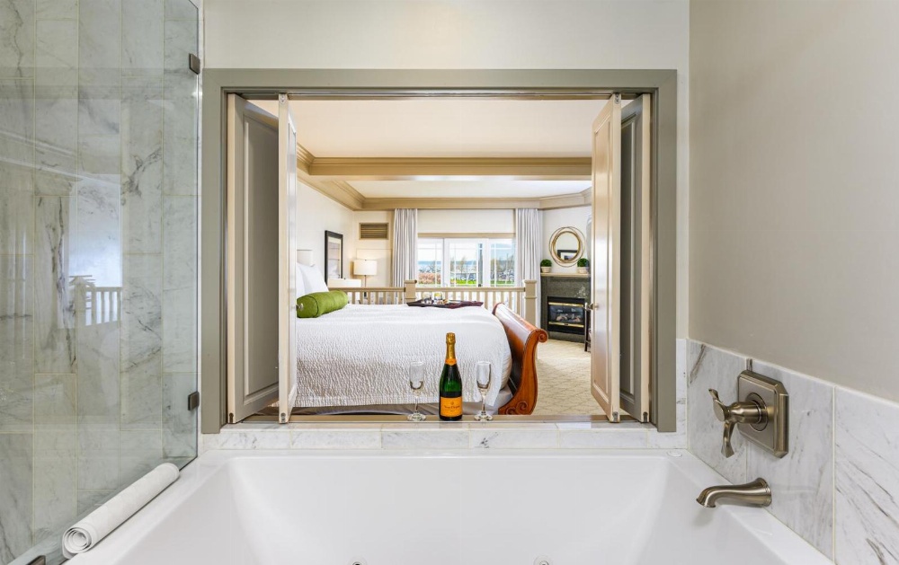 Hotel Bellwether on Bellingham Bay